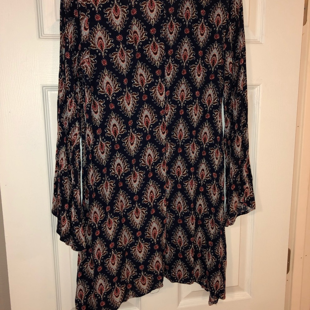 Summer dress (unique sleeves)